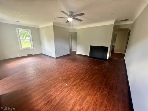 6988 Columbia Road Olmsted Twp OH 44138