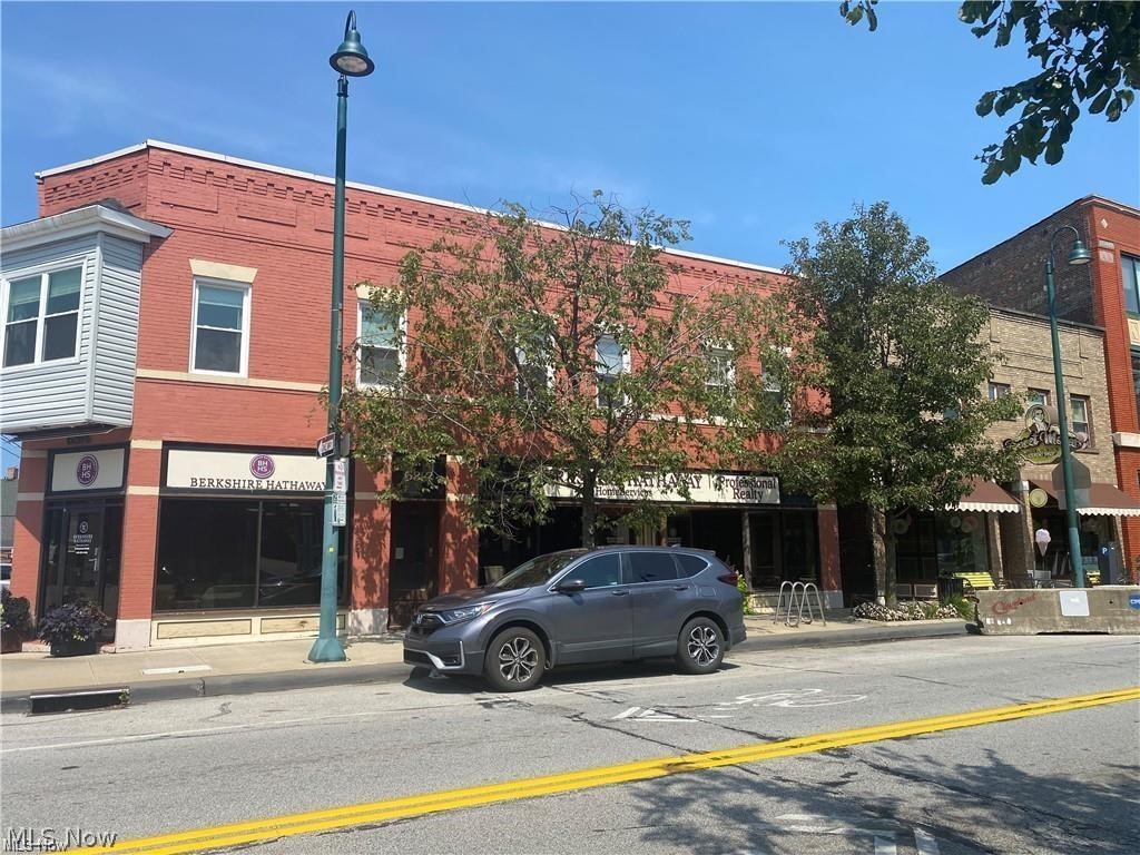 1387 W 69th Street Cleveland OH 44102