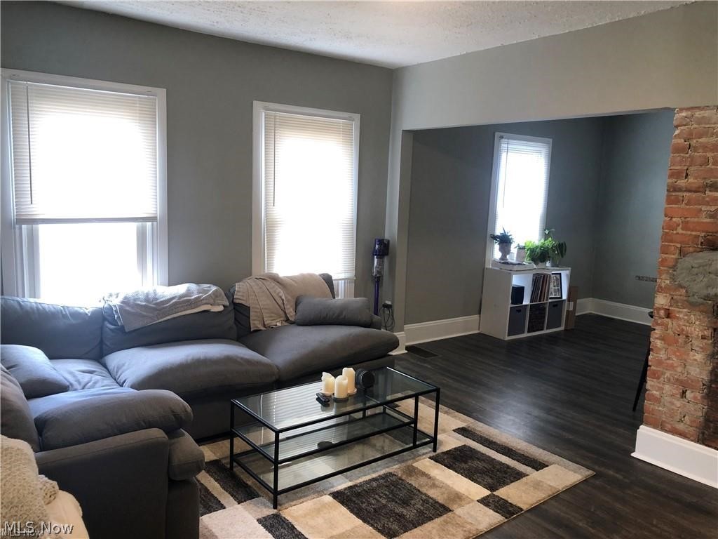1387 W 69th Street Cleveland OH 44102