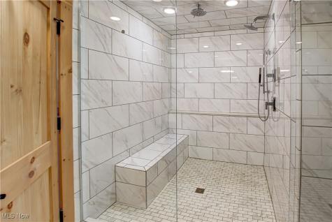 425 W Lakeside Avenue Cleveland OH 44113