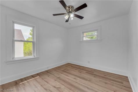382 E 161st Street Cleveland OH 44110