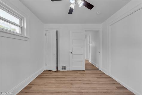 382 E 161st Street Cleveland OH 44110