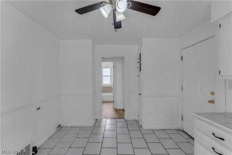 382 E 161st Street Cleveland OH 44110