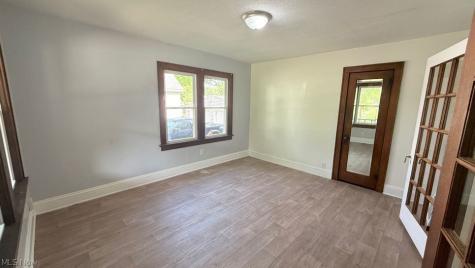 1083 Stroman Avenue Akron OH 44306