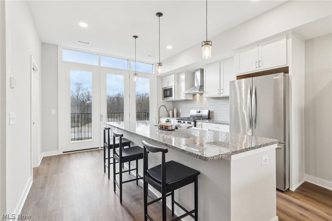 11218 N Park Place Cleveland OH 44106