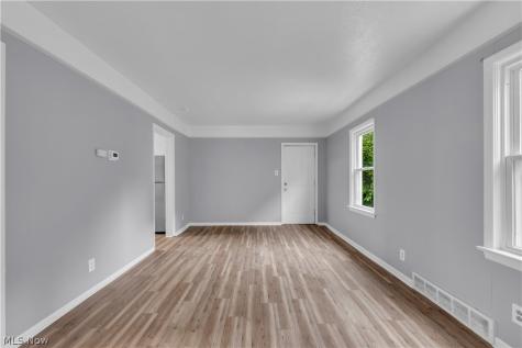 2115 Dowd Avenue Lakewood OH 44107