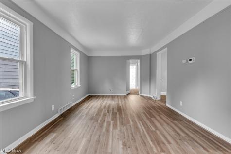 2115 Dowd Avenue Lakewood OH 44107