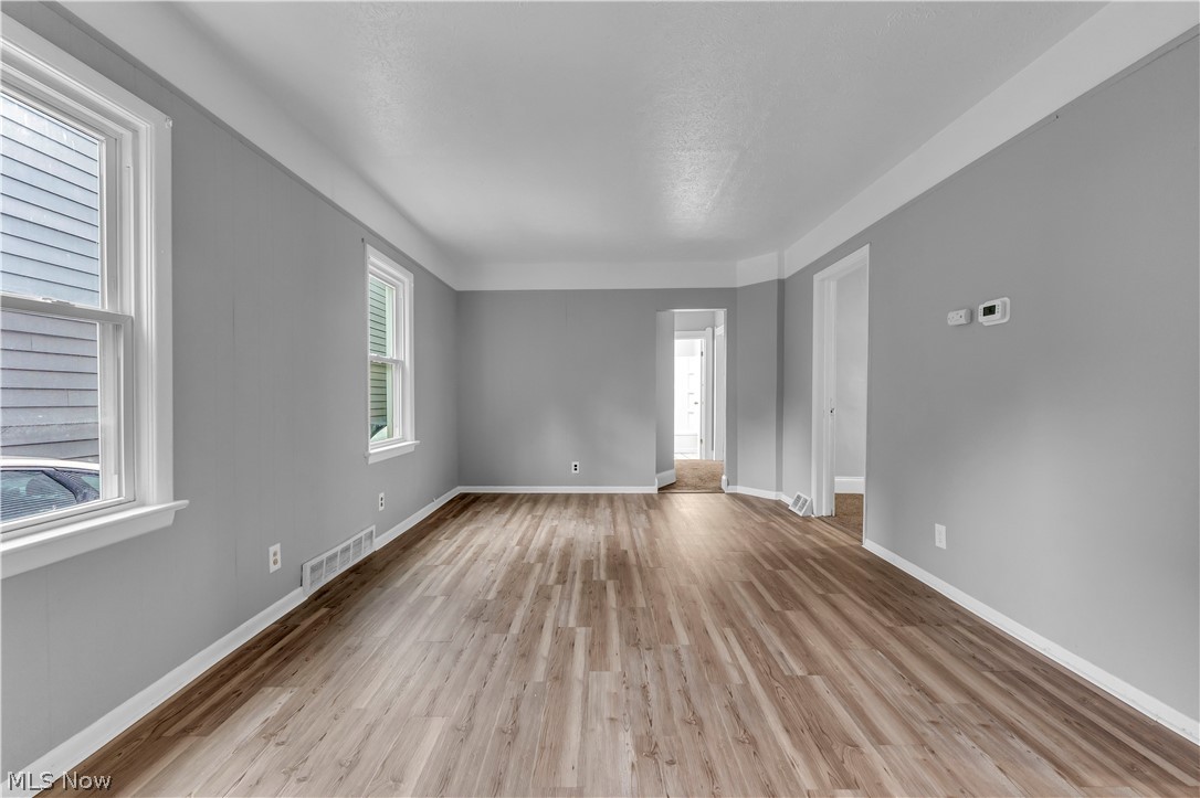 2115 Dowd Avenue Lakewood OH 44107