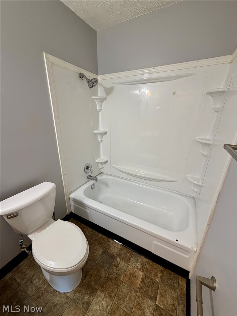 1860 Mahoning Avenue NW Warren OH 44483