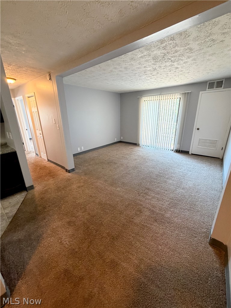 1860 Mahoning Avenue NW Warren OH 44483