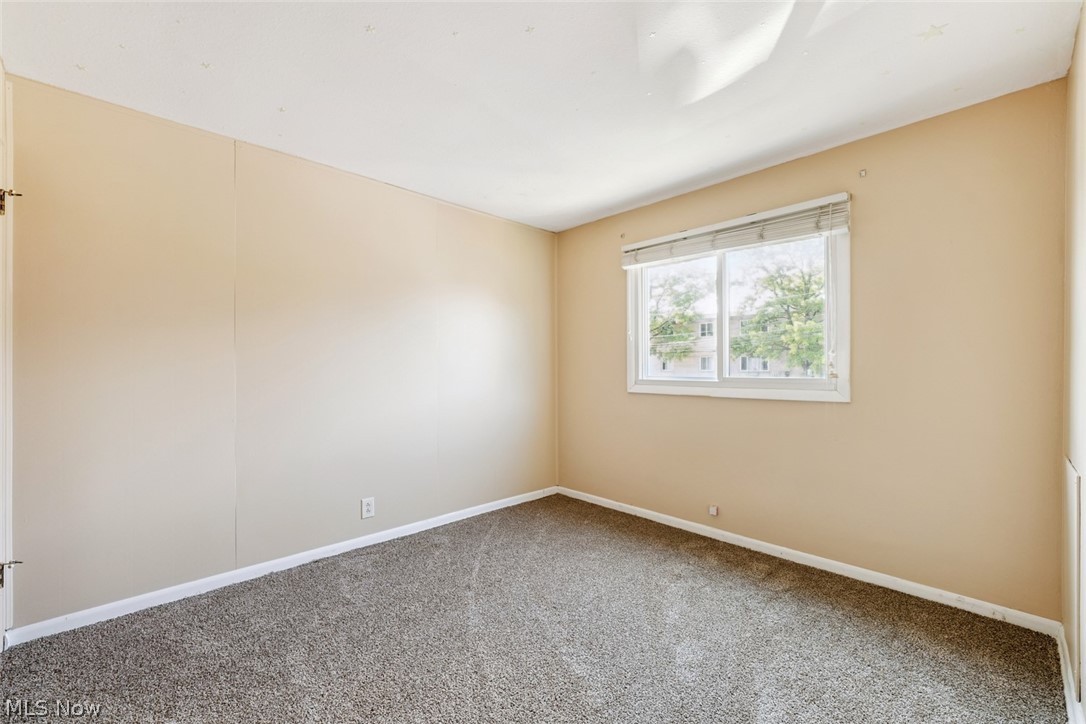 215 Dalepark Drive Bedford OH 44146