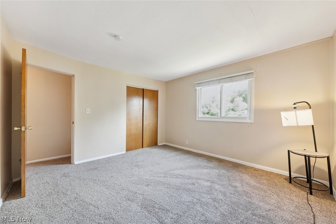 215 Dalepark Drive Bedford OH 44146