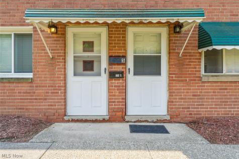 215 Dalepark Drive Bedford OH 44146