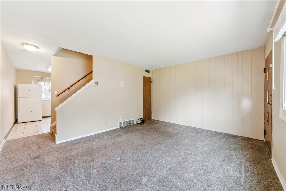 215 Dalepark Drive Bedford OH 44146
