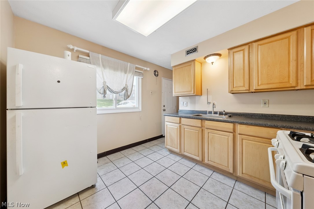 215 Dalepark Drive Bedford OH 44146