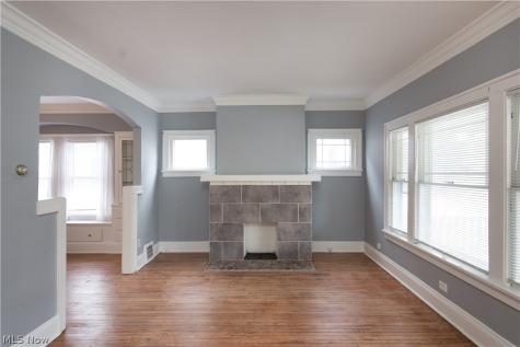 2169 Olive Avenue Lakewood OH 44107