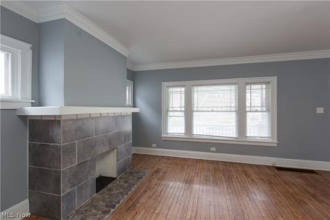 2169 Olive Avenue Lakewood OH 44107