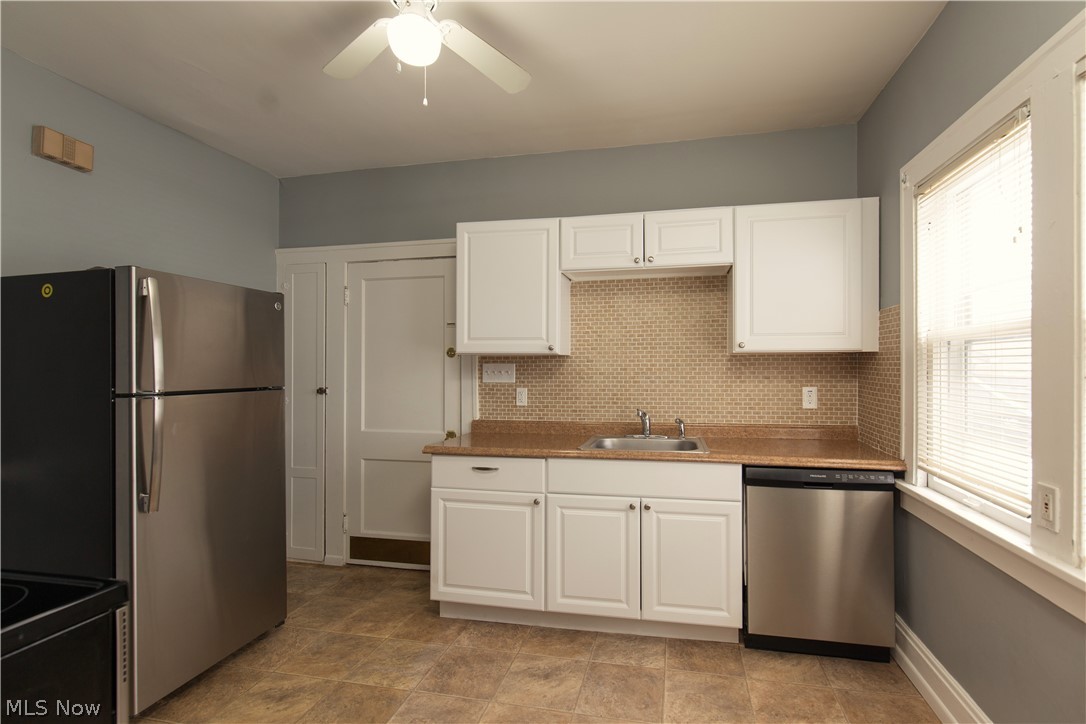 2169 Olive Avenue Lakewood OH 44107