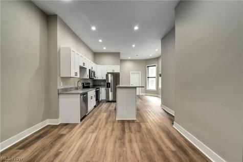 6014 Franklin Boulevard Cleveland OH 44102