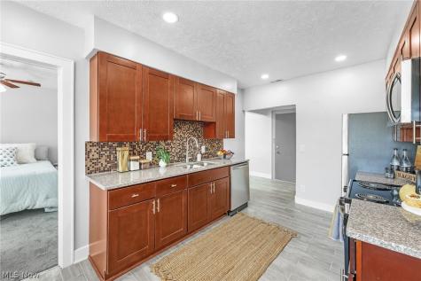 13501 Lakewood Heights Boulevard Lakewood OH 44107