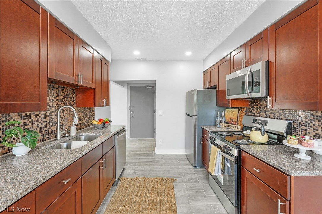 13501 Lakewood Heights Boulevard Lakewood OH 44107