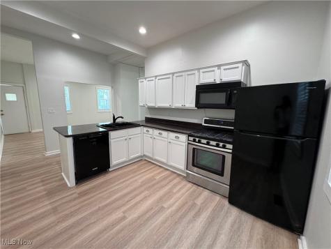 3820 John Avenue Cleveland OH 44113