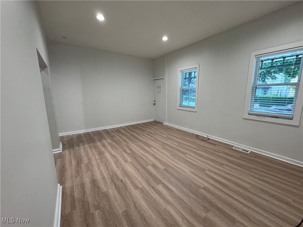 3820 John Avenue Cleveland OH 44113