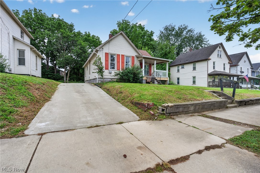 517 Brown Street Akron OH 44311