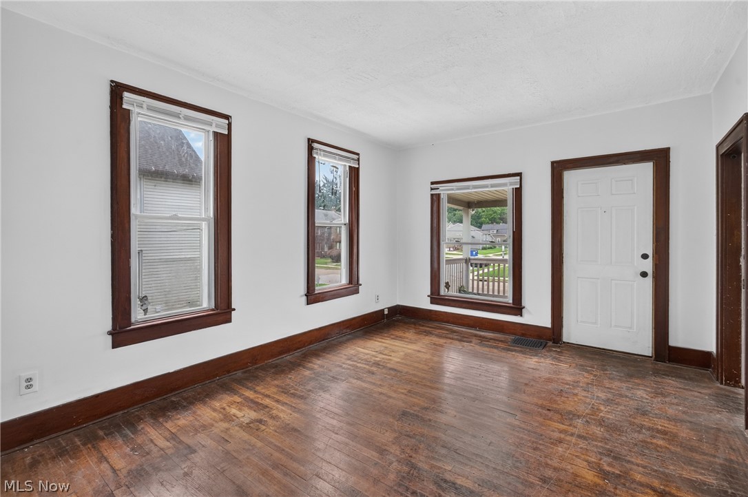 517 Brown Street Akron OH 44311