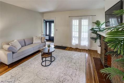 2245 Bellfield Avenue Cleveland Heights OH 44106