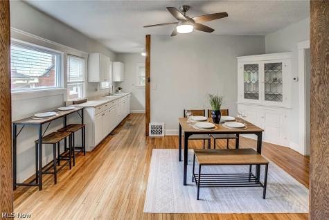 2245 Bellfield Avenue Cleveland Heights OH 44106