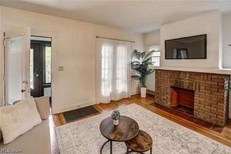 2245 Bellfield Avenue Cleveland Heights OH 44106