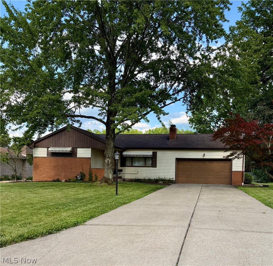 521 Collins Avenue Austintown OH 44515