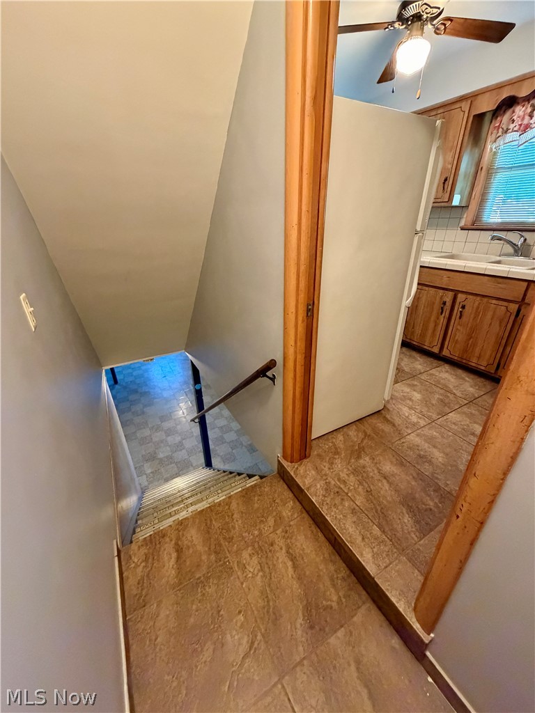 521 Collins Avenue Austintown OH 44515