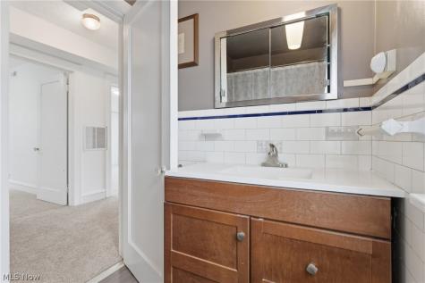 3577 Cedarbrook Road University Heights OH 44118