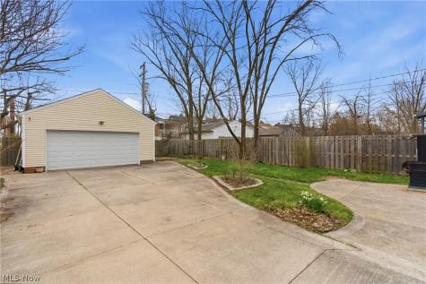 3577 Cedarbrook Road University Heights OH 44118