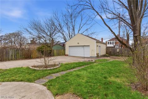 3577 Cedarbrook Road University Heights OH 44118