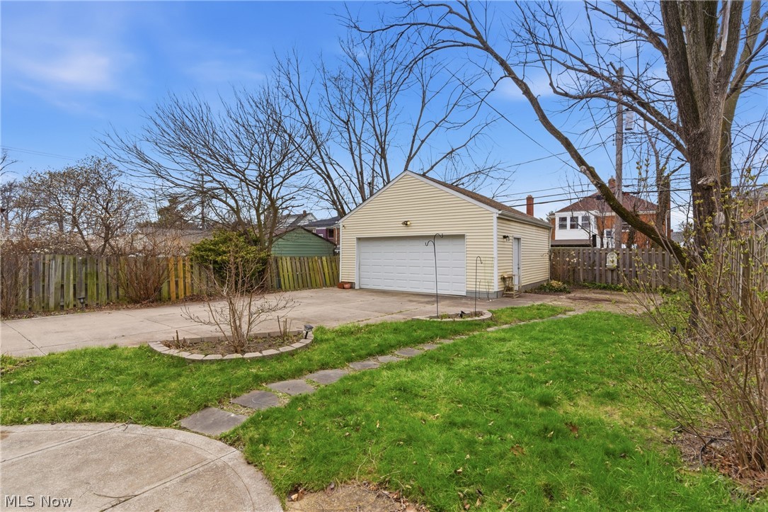 3577 Cedarbrook Road University Heights OH 44118