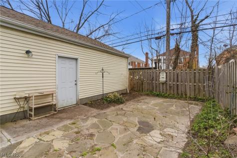 3577 Cedarbrook Road University Heights OH 44118