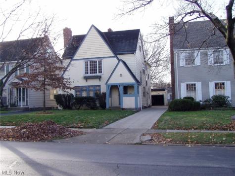 17628 Winslow Road Shaker Heights OH 44120