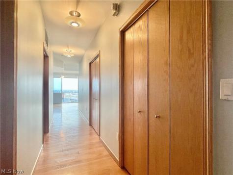 701 W Lakeside Avenue Cleveland OH 44113