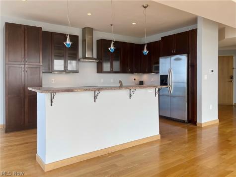 701 W Lakeside Avenue Cleveland OH 44113