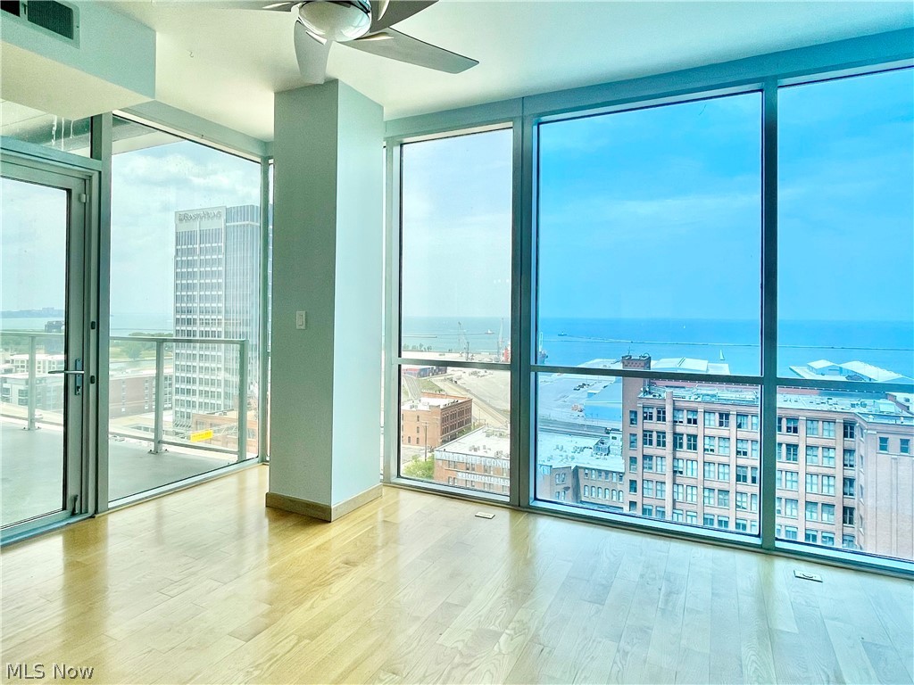 701 W Lakeside Avenue Cleveland OH 44113