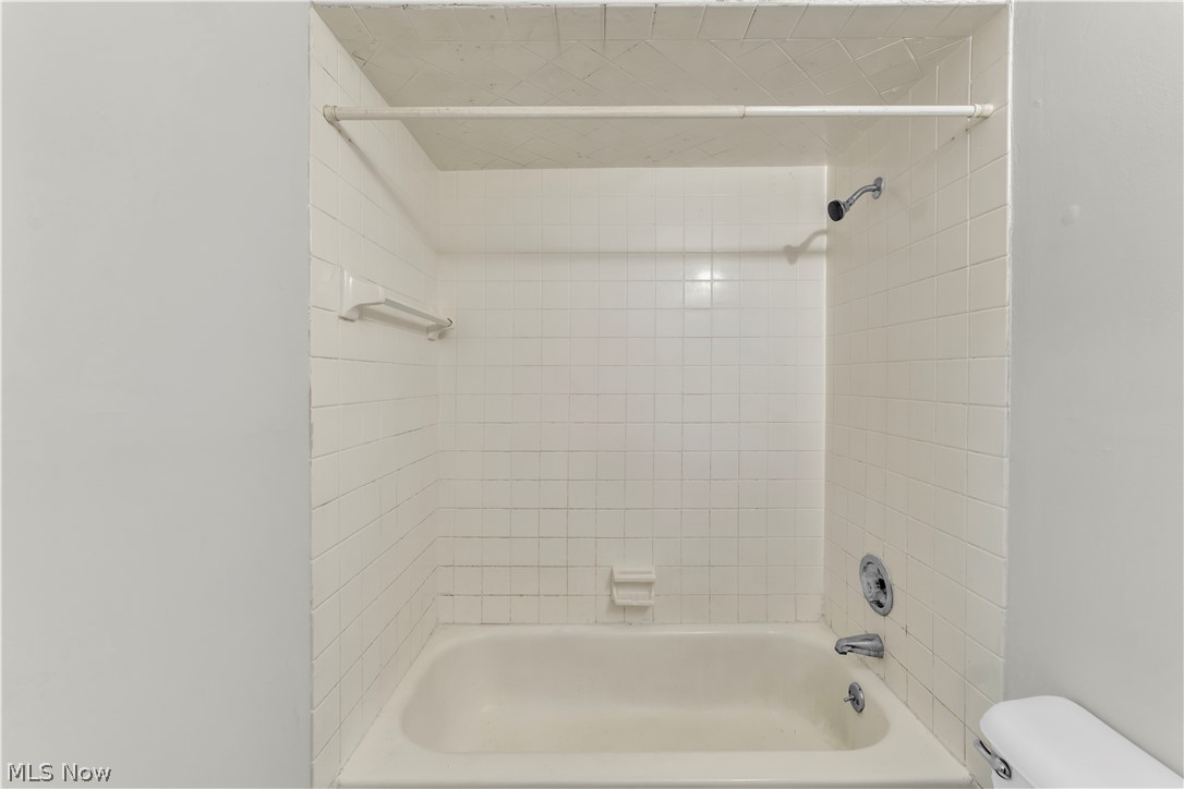 485 Center Road Bedford Heights OH 44146