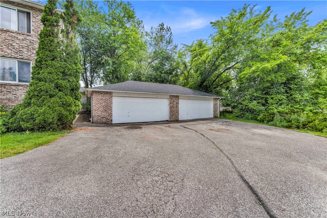 485 Center Road Bedford Heights OH 44146
