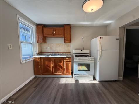 3150 W 70th Street Cleveland OH 44102
