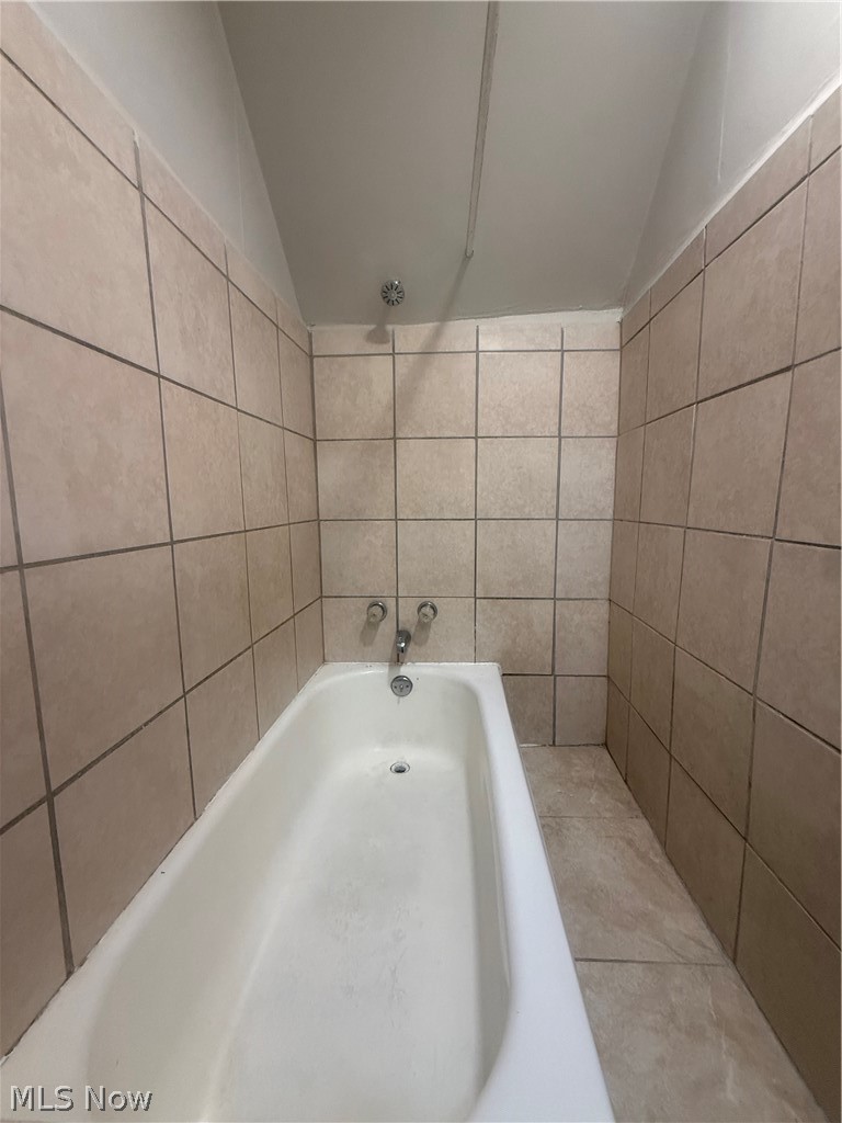 3150 W 70th Street Cleveland OH 44102