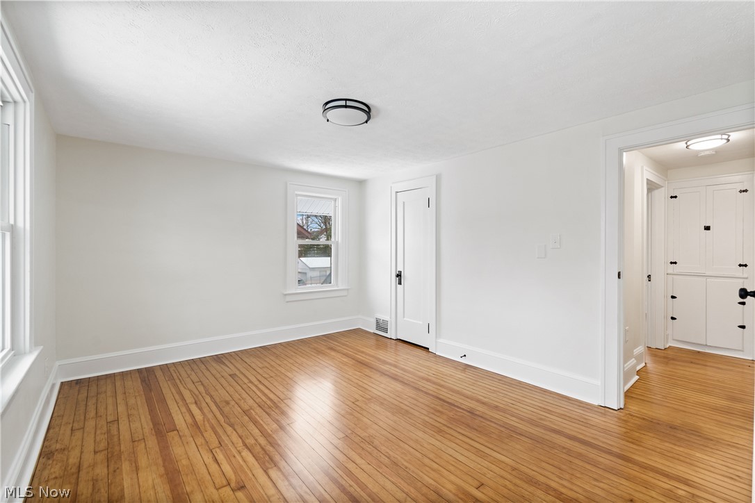 378 Cross Street Akron OH 44311