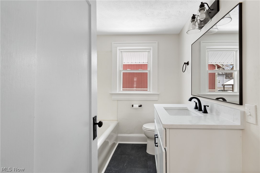 378 Cross Street Akron OH 44311