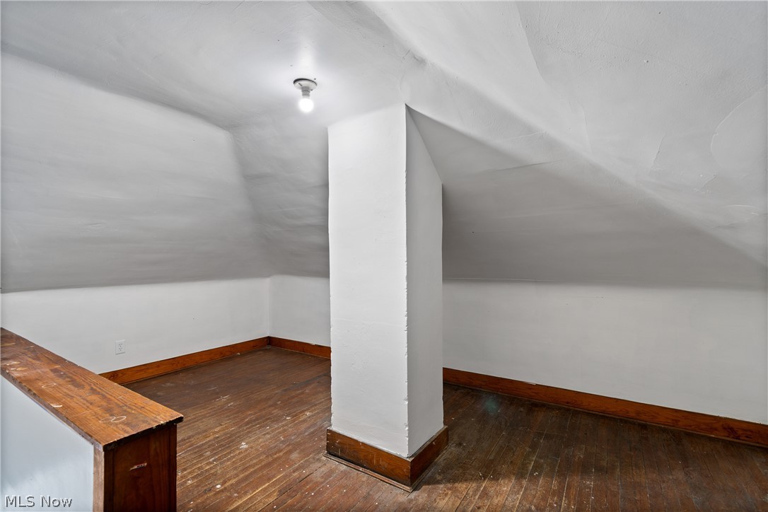 378 Cross Street Akron OH 44311